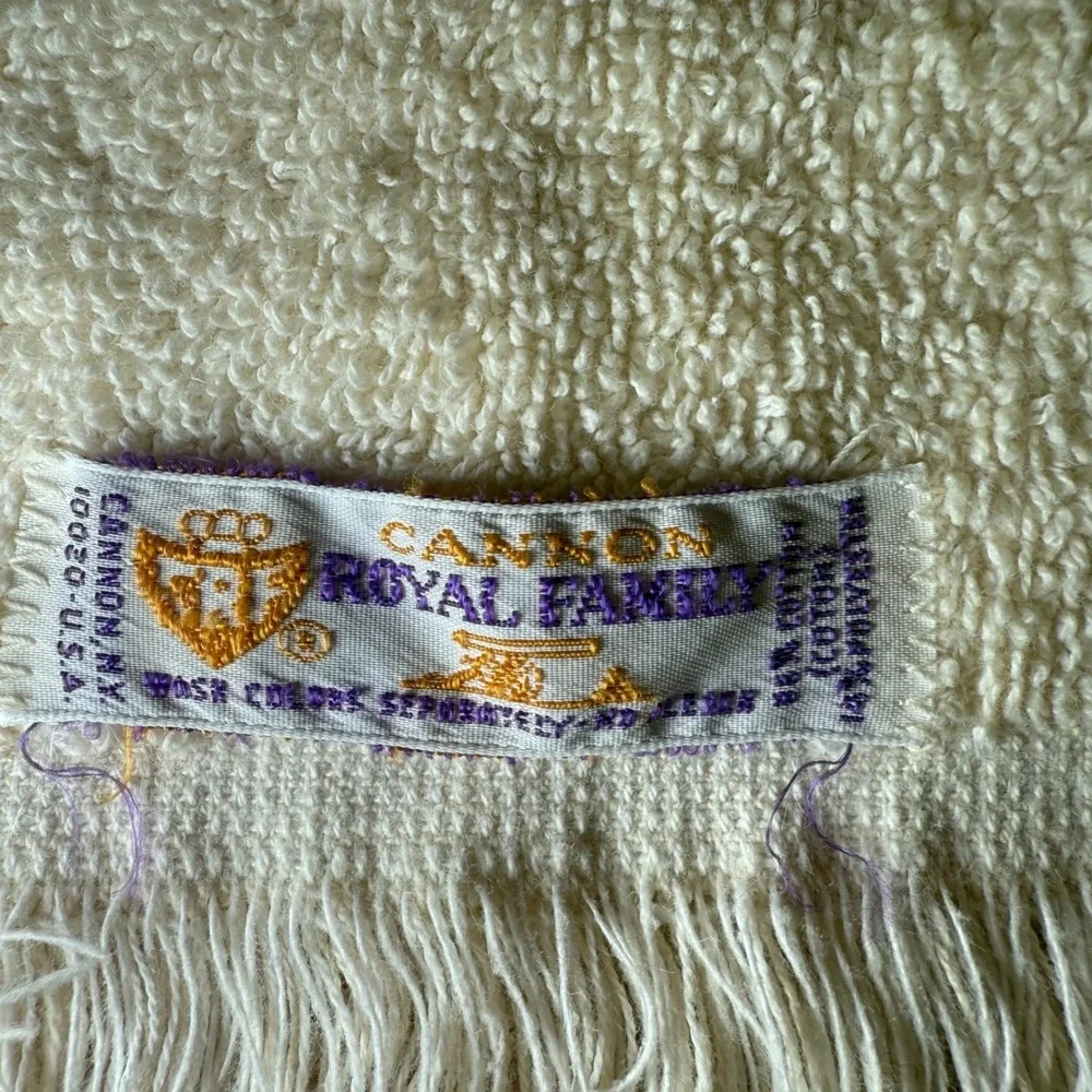 Cannon Royal Family Cotton Hand Towel Fringe Neutral Floral Snowflake Pristine‎